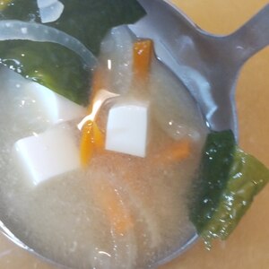 豆腐とストック野菜の味噌汁